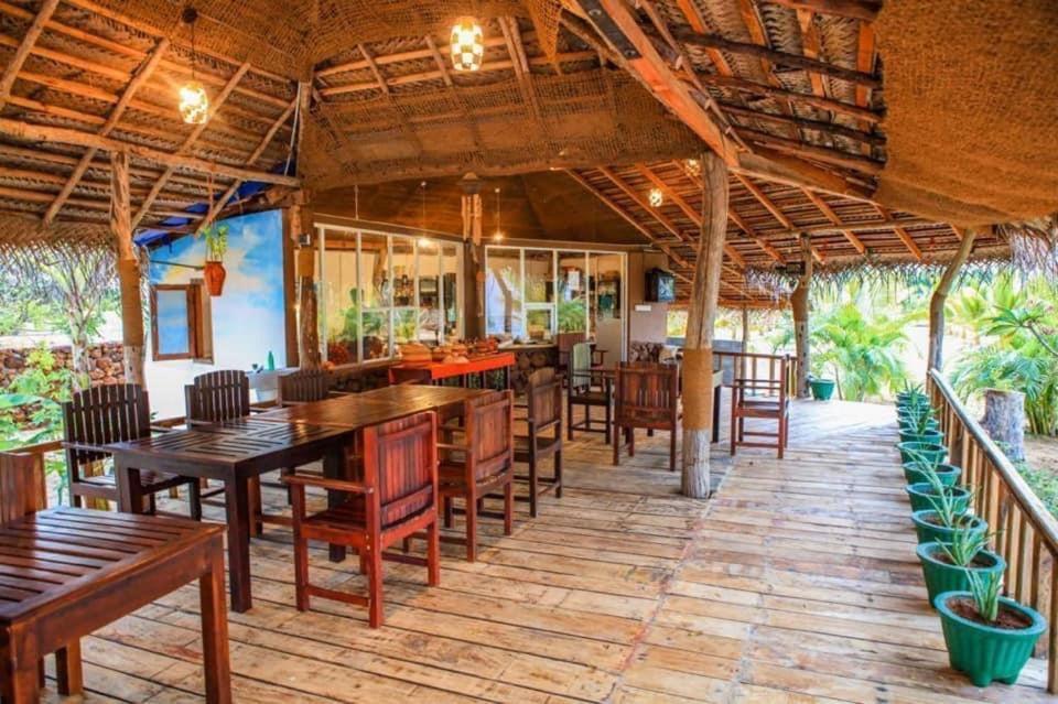 Whisky Point Surf Cabana Arugam Bay Buitenkant foto